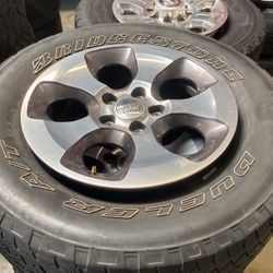Jeep Origninal Rims