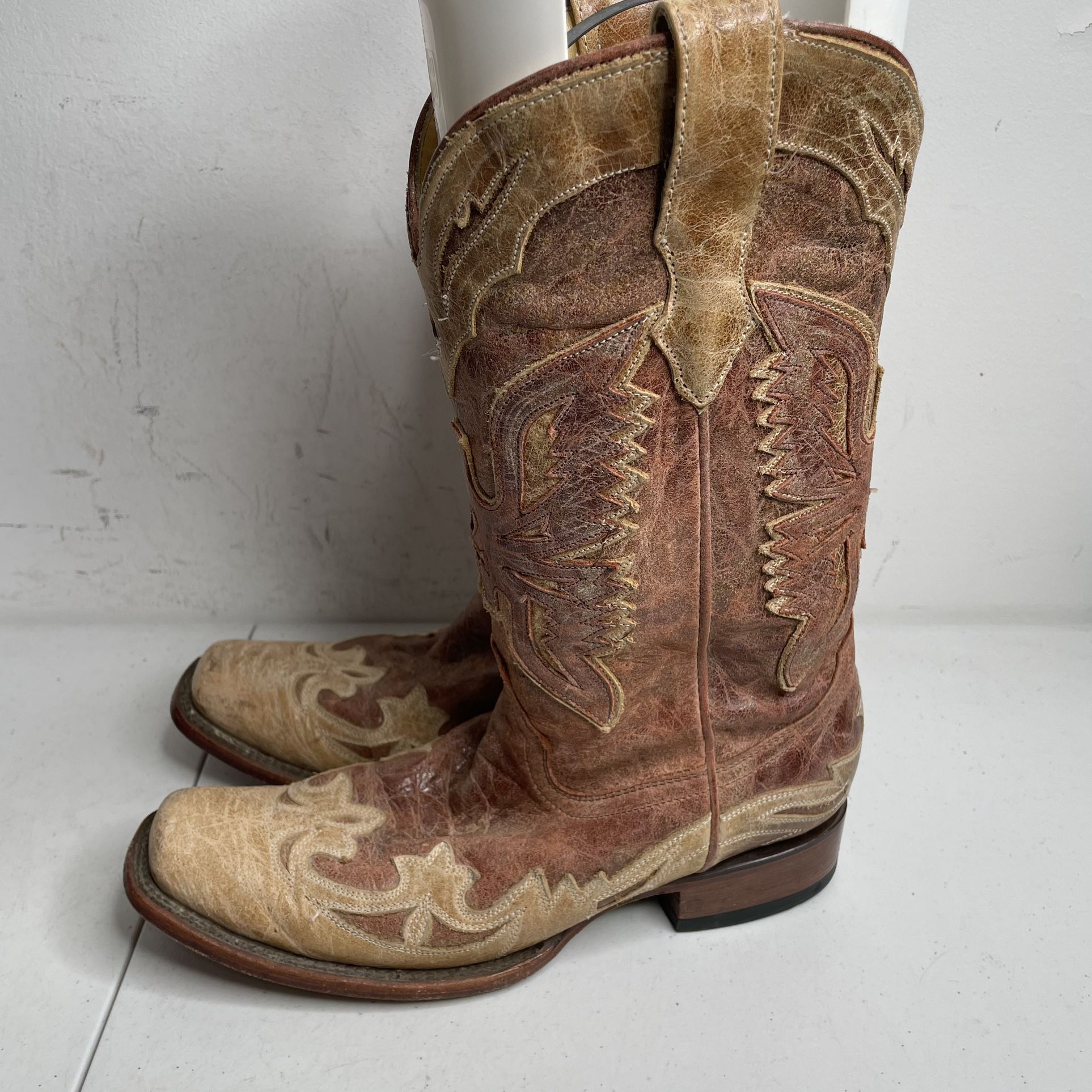 Corral Womens Distressed Boots
