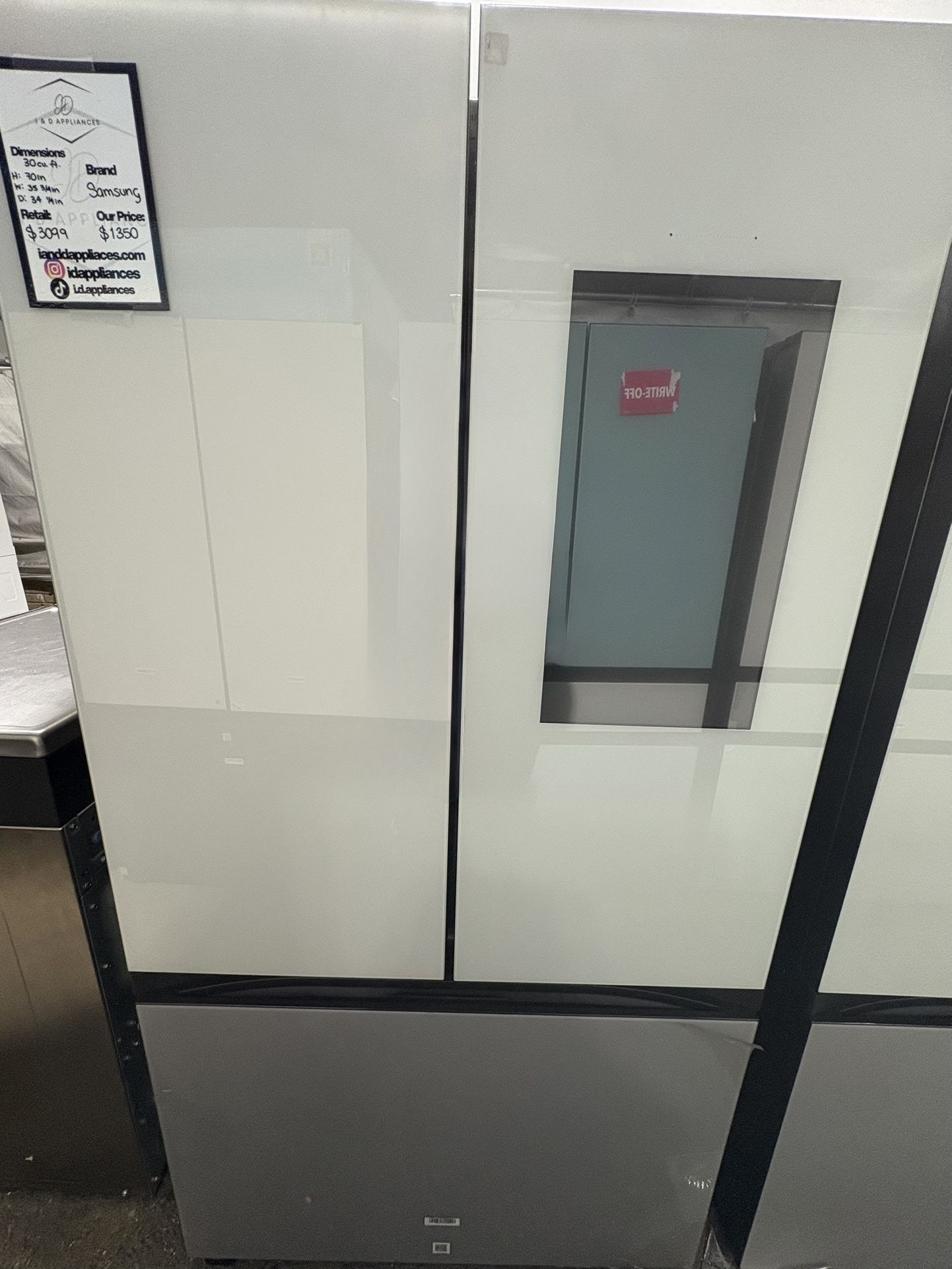 Pre-Owned Samsung Bespoke with Family Hub in White And Grey Matte Glass