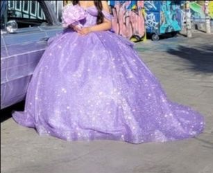 Quinceñera Dress Lavender Size Medium
