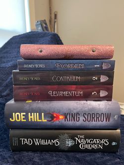 Book Bundle - NEW/Never Read