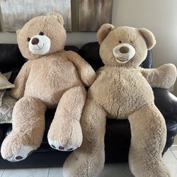     Big teddy bears for sale – like new!
