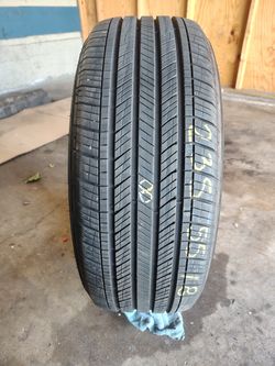 235/55R18 100H Good Year Assurance