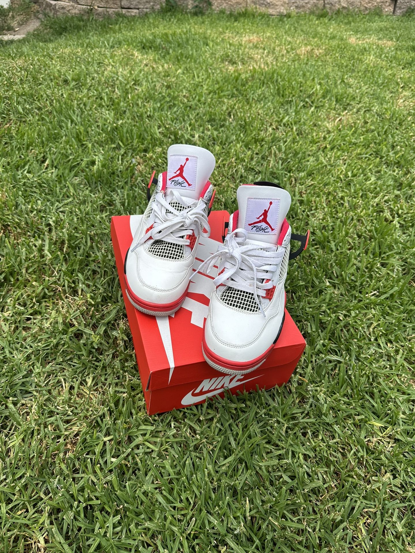 Jordan 4 retro