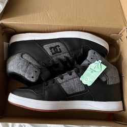 Dc shoes