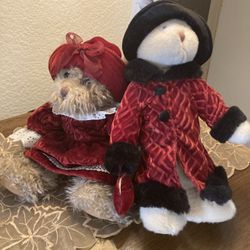 RUSS BERRY BEARS ~ Katrina & Alexandra~ Vintage plush Christmas Bears
