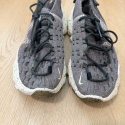 Nike Woman Size 6.5