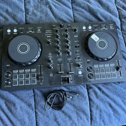 Pioneer DJ:  DDJ-FLX4