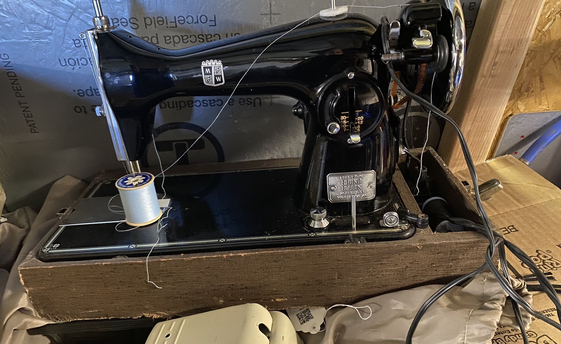 Singnature Sewing Machine Model 188