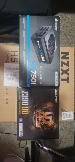 Nzxt Case With Power Supply And MB