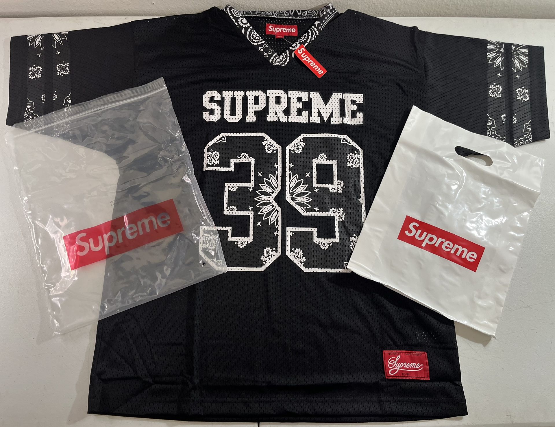 Supreme Jersey Black& White 39 Bandana FootBall Size M