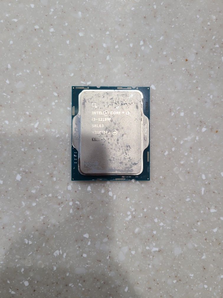 Intel Core I3 12100f