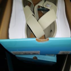 ZeroXposur Julianna Sandals