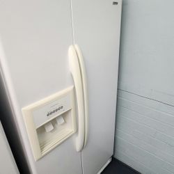 Kenmore DM for delivery Refrigerator Fridge White
