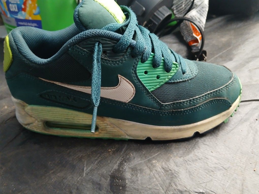 8.5 Nike
