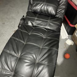 Recliner Black 