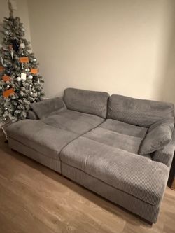 90’ mordecai couch (PICKUP ONLY San Diego)