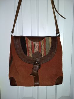 Cross body leather purse. Made in Bulivia