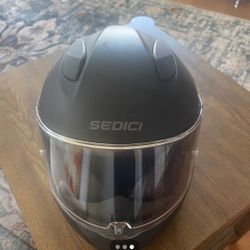 Sedici Strada 3 full-face helmet (Men’s Sm)