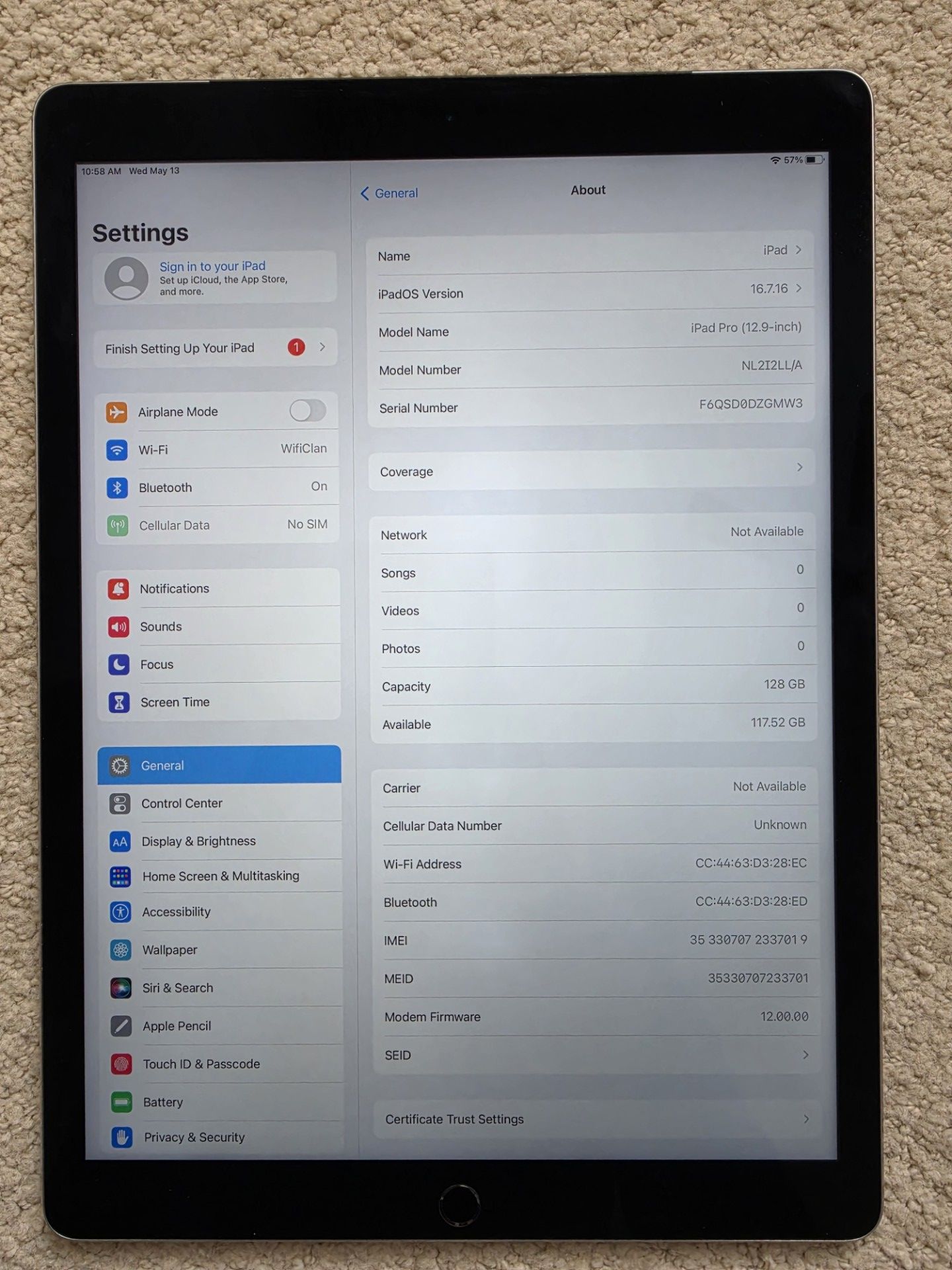 Apple iPad Pro 12.9 inch A1652 128GB Space Gray WiFi Cellular Unlocked