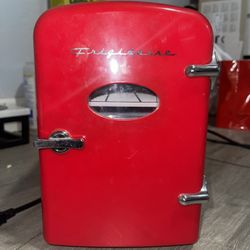 ❗️Portable Mini Beverage Cooler❗️