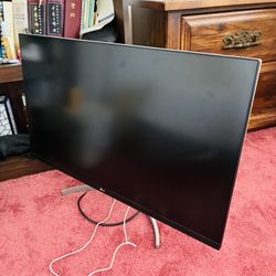 LG 32UN650-W 32” 4K UHD IPS Monitor