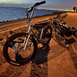 2024 Zooz Ultra Urban 750 Chrome