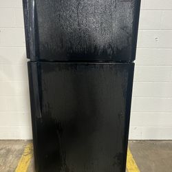 Frigidaire Black 2 door Fridge / Freezer