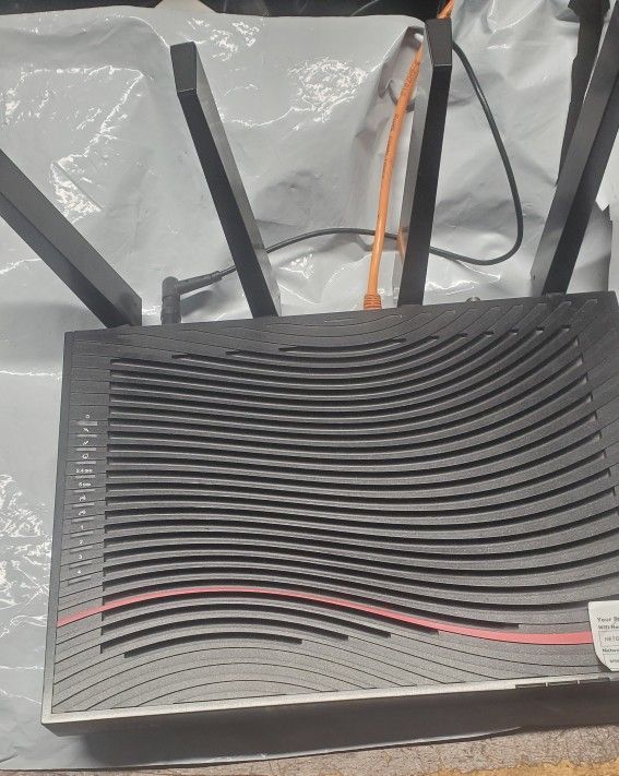 Netgear Nighthawk 4s High power Wifi router cable modem