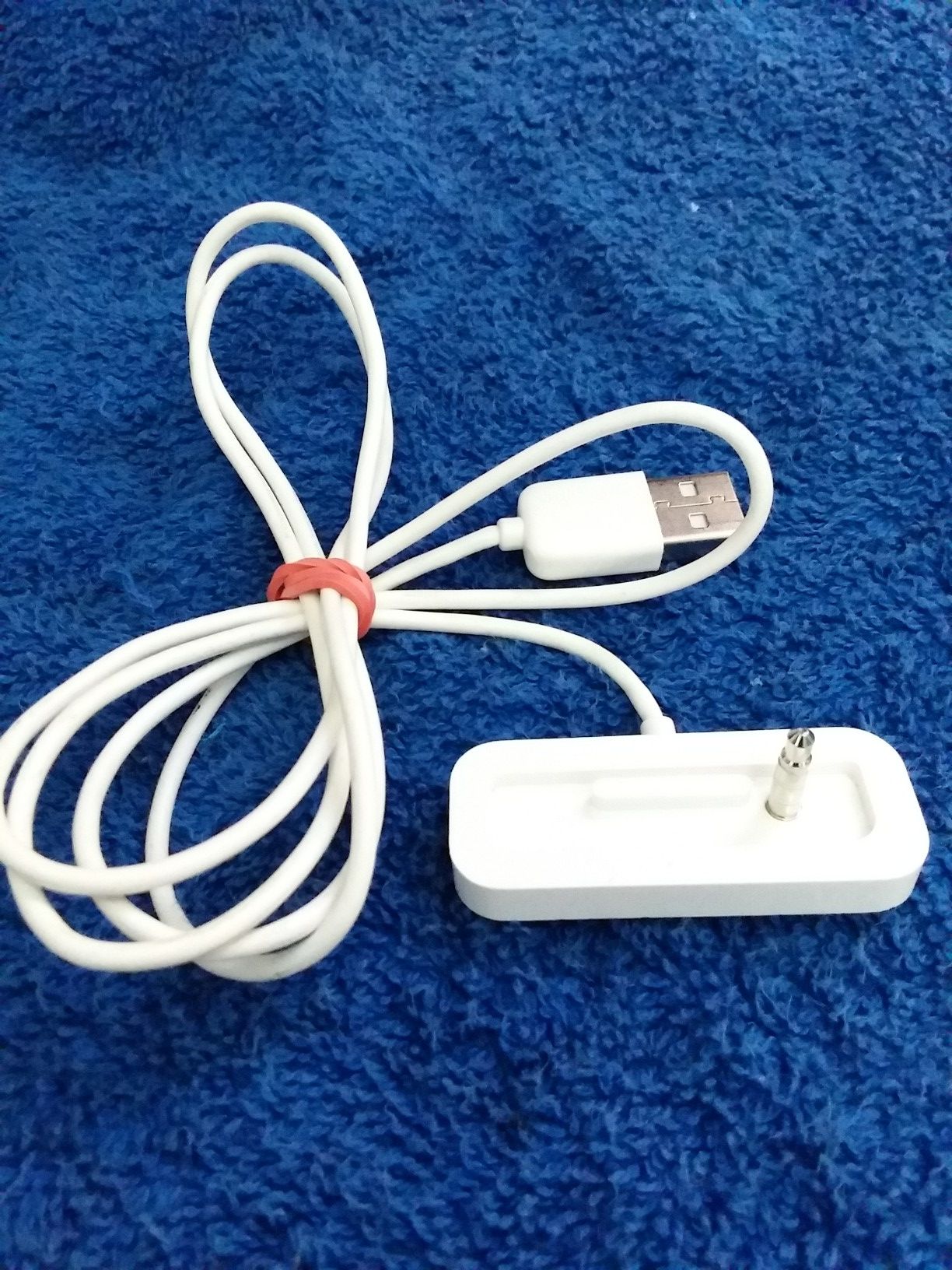 Genuine iPod Shuffle 2nd/3rd Gen USB charge/sync dock
