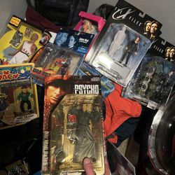 Star Wars,xfilesx Etc. BarbieLots Of Action Figure Collectibles. 
