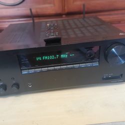 Onkyo
7.2-channel home theater receiver with Wi-Fi®, Bluetooth