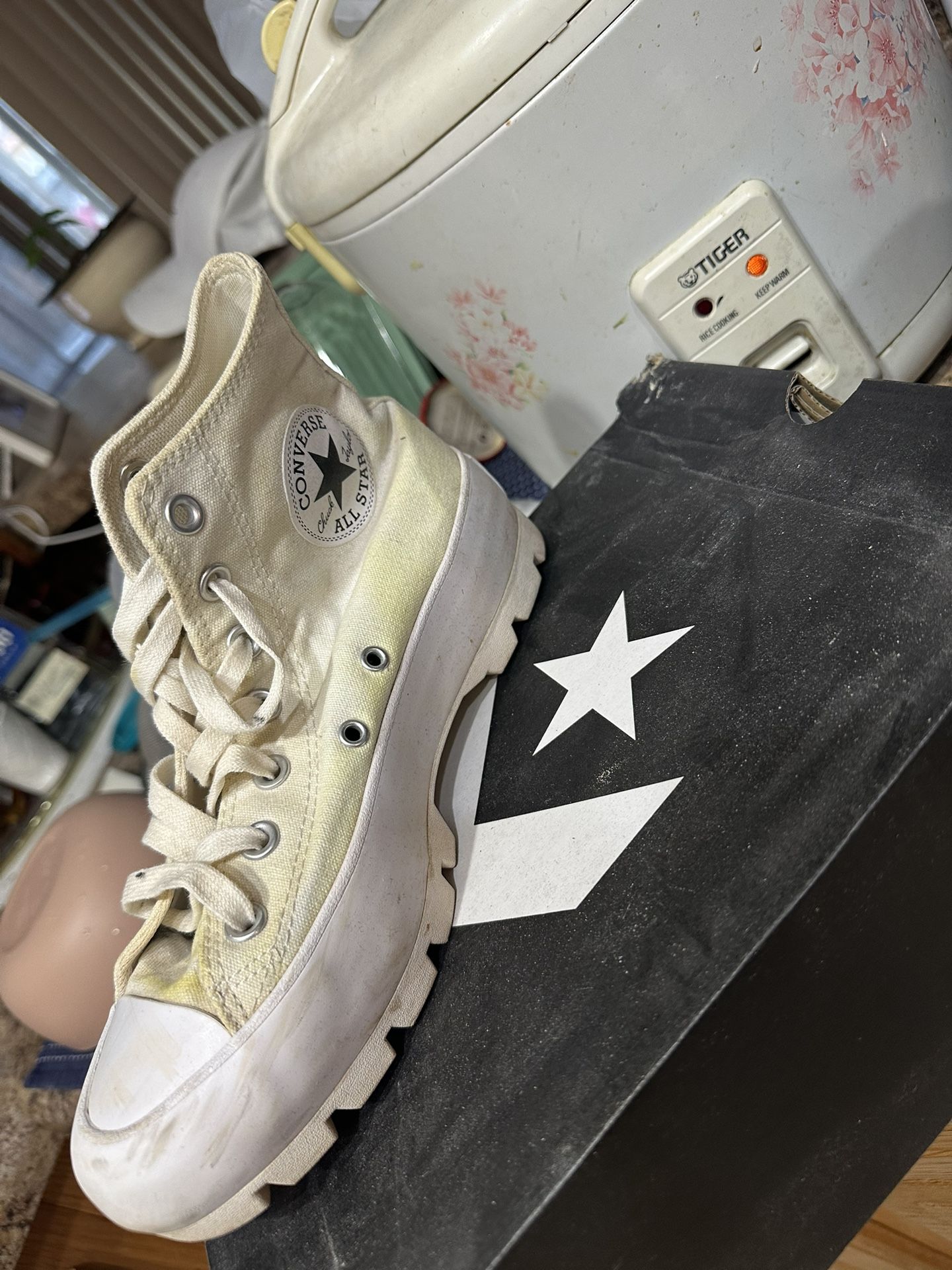 Women’s converse platform