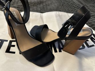 Steve Madden 6.5 Heel Sandal