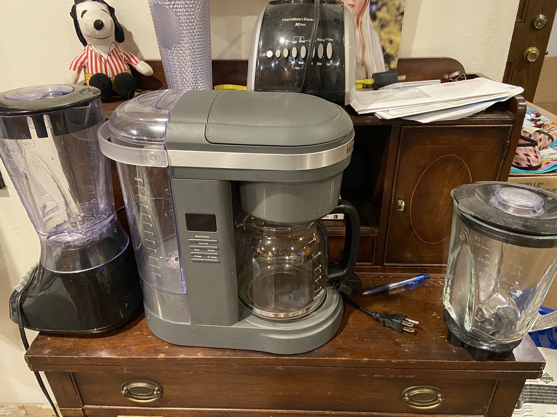 Blenders and coffee maker no pot
