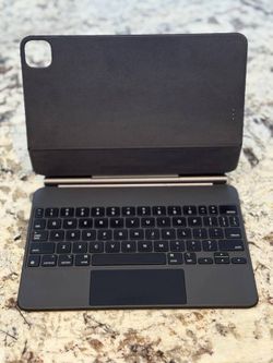 Apple Magic Keyboard (iPad Pro 11" and iPad Air 11")