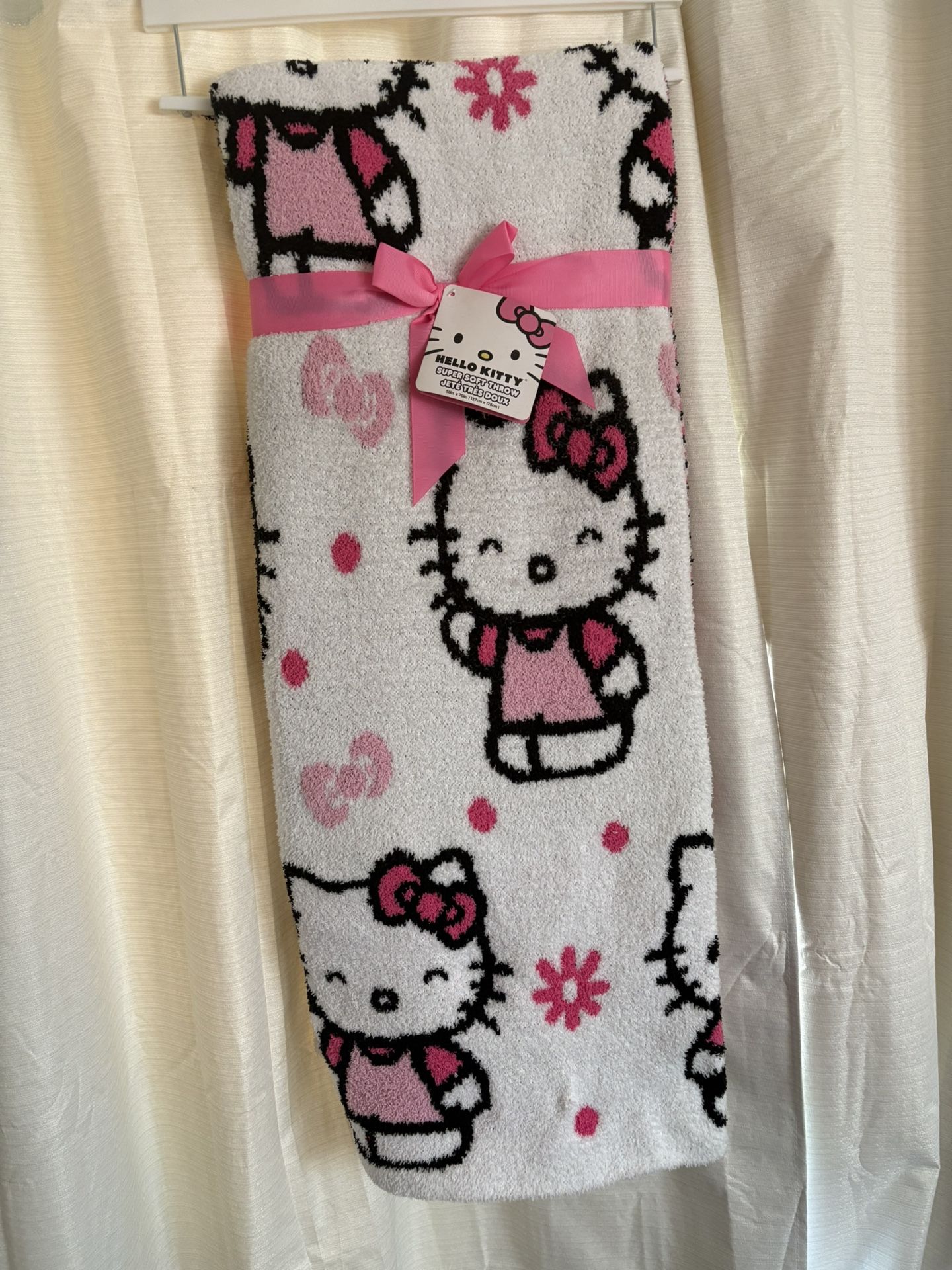 Hello Kitty Blanket