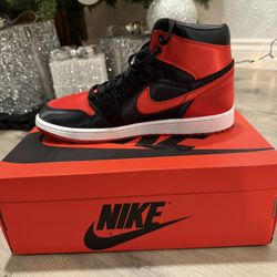 Air Jordan 1 Retro High OG Black/University Red Satin