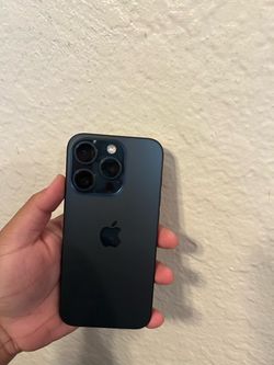iPhone 15 Pro (Unlocked)