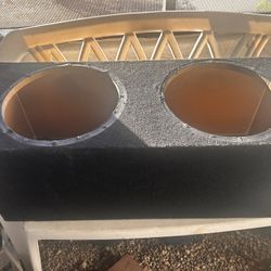 Dual 12” Subwoofer Box (sealed)