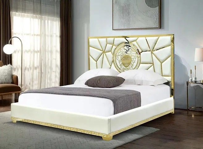 UPHOLSTERY PLATFORM BED NEW IN BOX