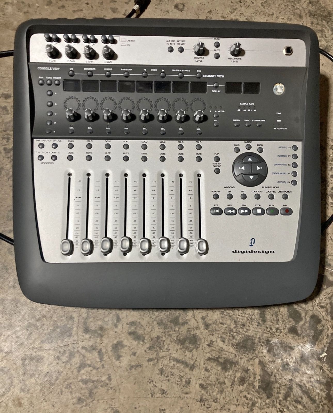 Digidesign Digi 002 Recording Surface Console