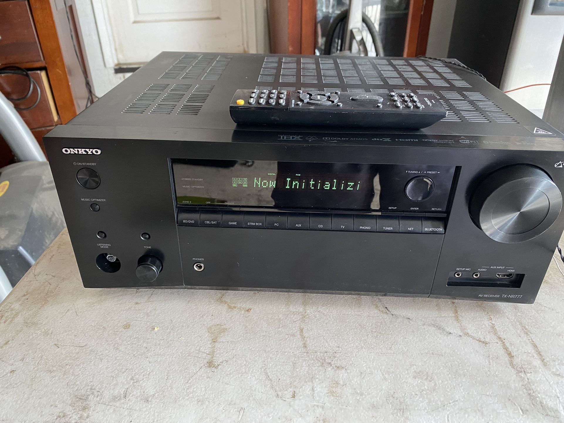 Receiver Massive Onkyo Receiver With 600 Watts And Remote Home Stereo Music System Stereo MAKE AN OFFER!