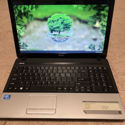 Laptop Acer LCD 15”