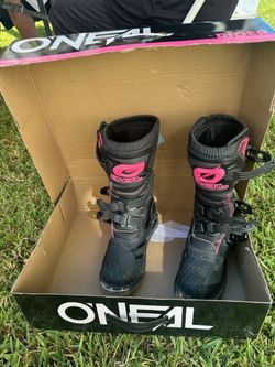 Woman boots
