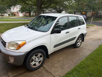2004 Toyota RAV4  150K miles runs great