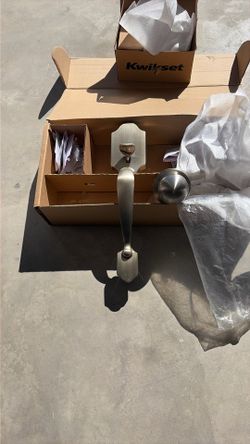 Kwikset Thumb Latch Door Handle