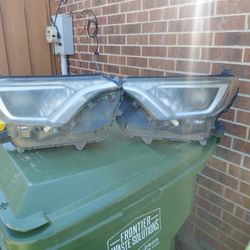 2017 TOYOTA RAV4 HEADLIGHTS 