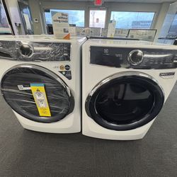 Electrolux Washer & Dryer Set