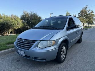 Dodge town country